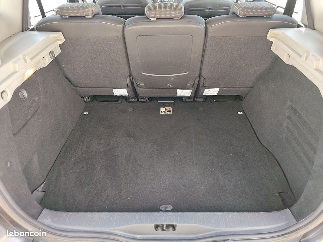 Renault SCENIC III DCI 110 FAP ECO2 DYNAMIQUE EURO 5 EDC ✅️ Révisé / Boite Automatique / Freins Avant et Arrière neufs / 4 pneus neufs / Garantie✅️ (image 13)