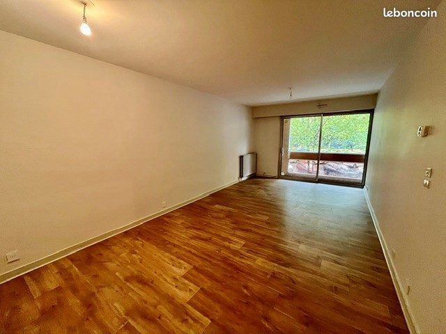Appartement 1 pièce 27 m² · à Feurs · 27 m² · 330 €/mois