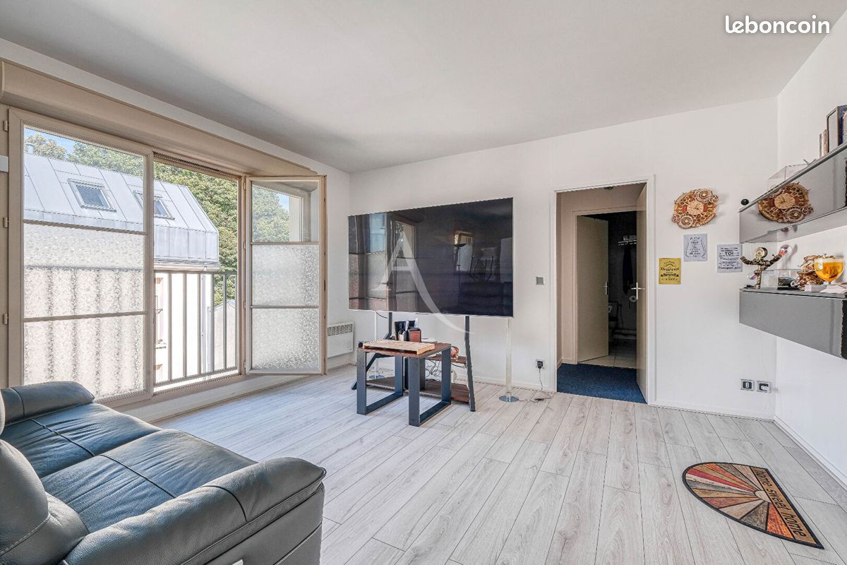 Appartement 2 pièces 46 m² · à Brie-Comte-Robert · 46 m² · 155 000 €