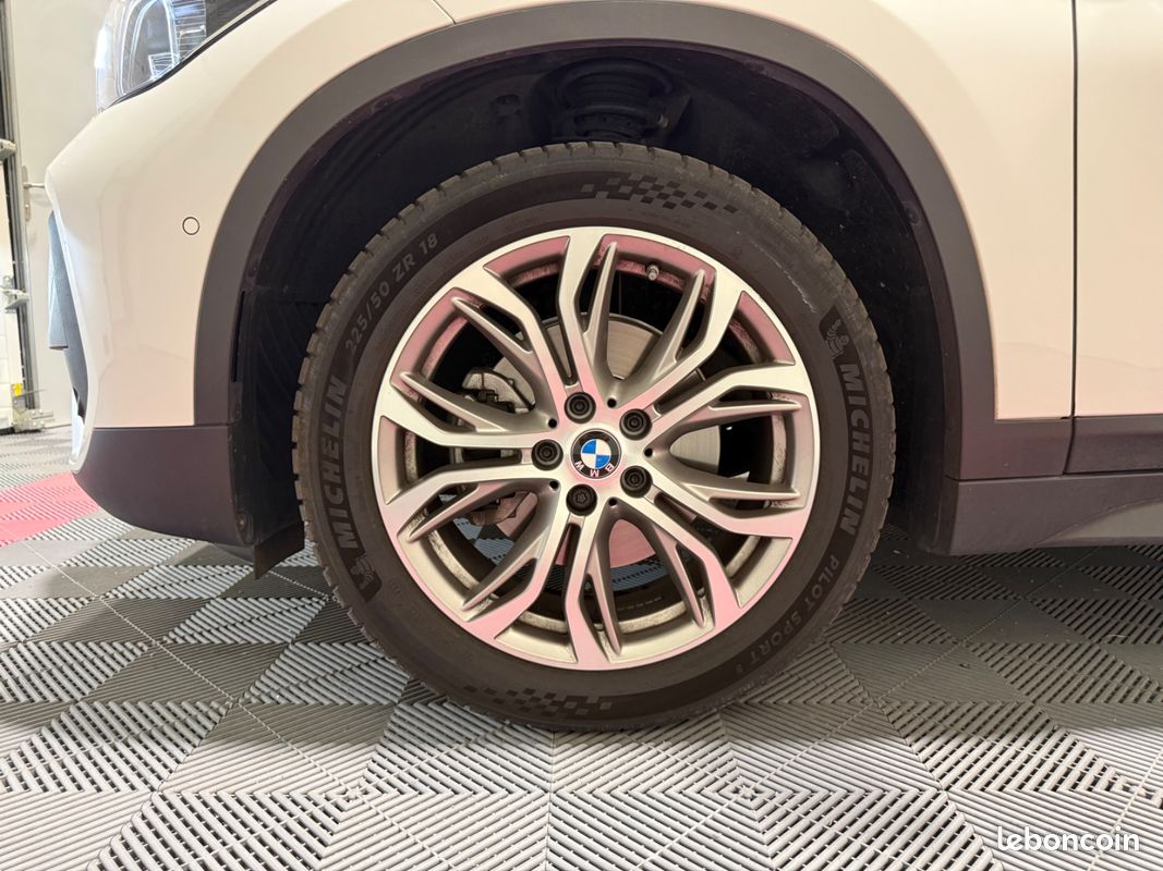 BMW X1 F48 LCI sDrive 18i 136 ch DKG7 Lounge (image 22)