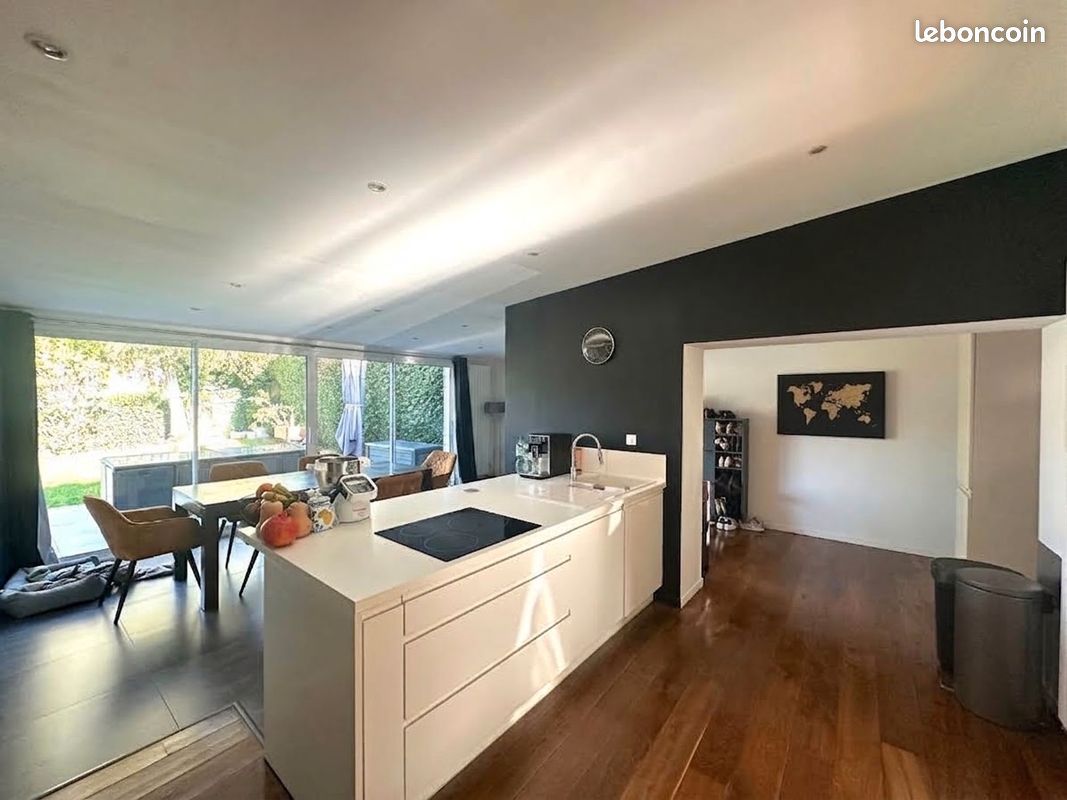 Maison 5 pièces 130 m² · à Chéreng · 130 m² · 395 000 €