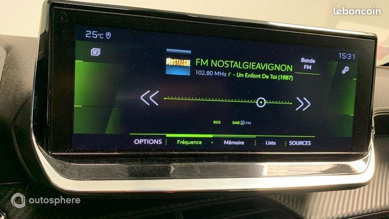 Peugeot 208 1.2 PureTech 100ch S&S GT Line 118g (image 26)