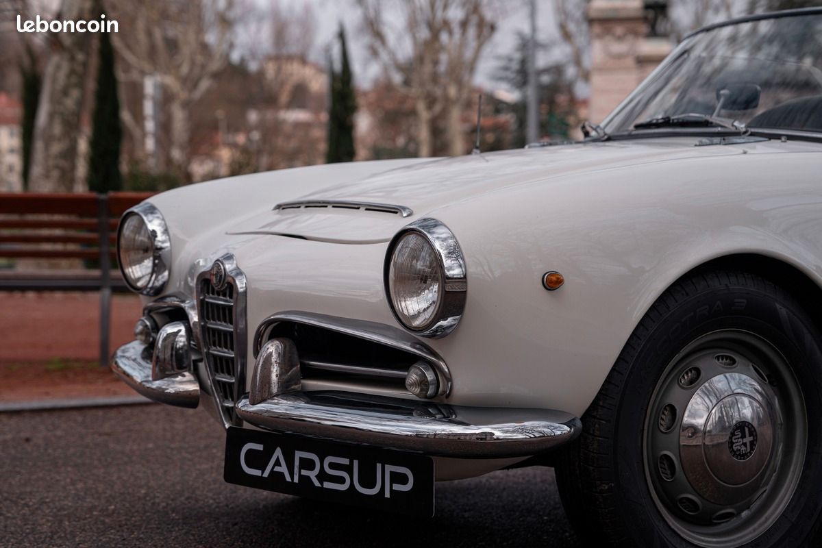Alfa Romeo Giulia Spider 1600 freins à tambours - Collection - 92cv - bel exemplaire (image 10)