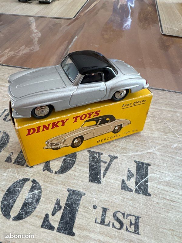 Dinky Toys Mercedes 190 SL - Miniature Voiture Ancienne échelle 1/43