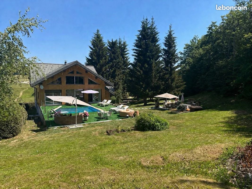Maison 4 pièces 167 m² · à Les Déserts · 167 m² · 700 000 €