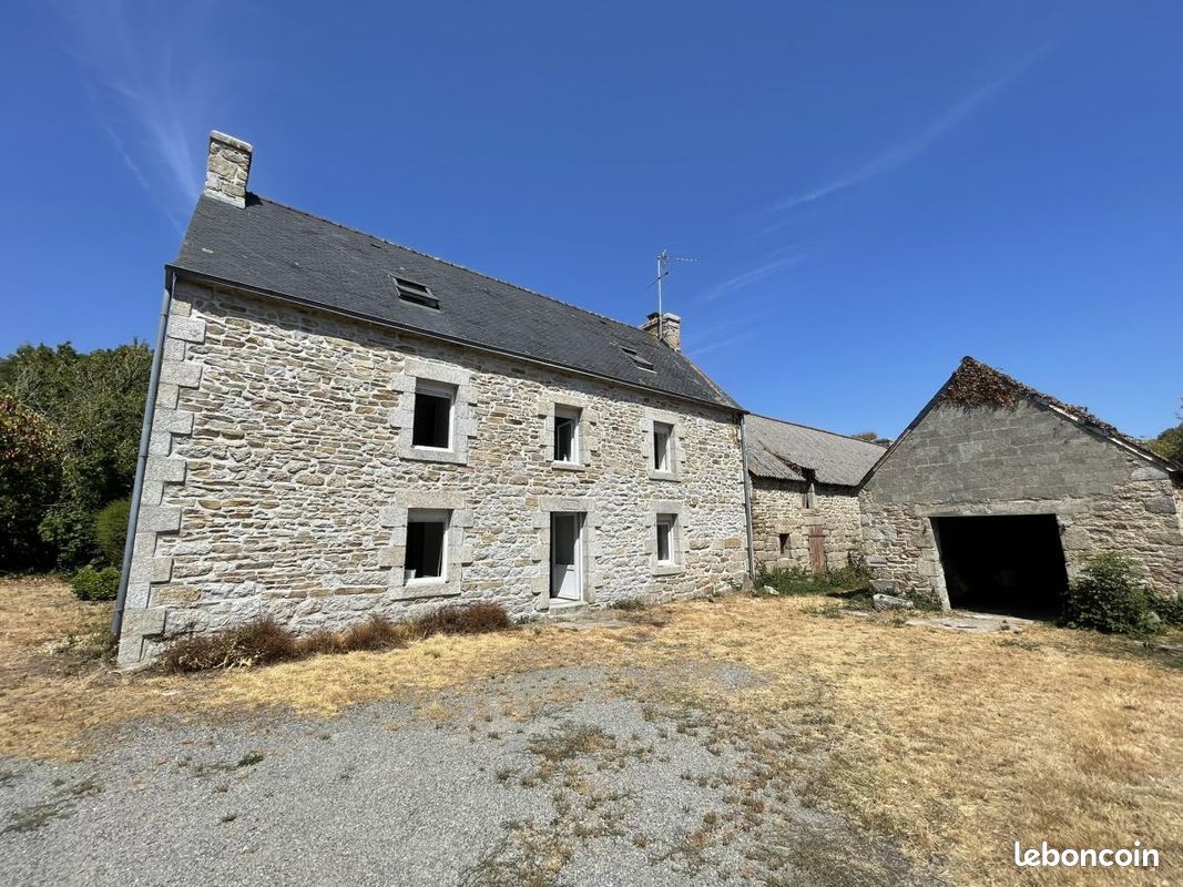 Maison 8 pièces 135 m² · à Névez · 135 m² · 333 440 €