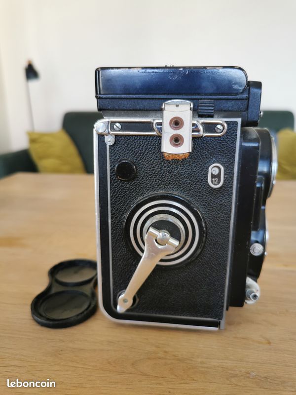 Rolleiflex Carl Zeiss Tessar 1:3.8 75mm (Gebraucht) in Lausanne für CHF