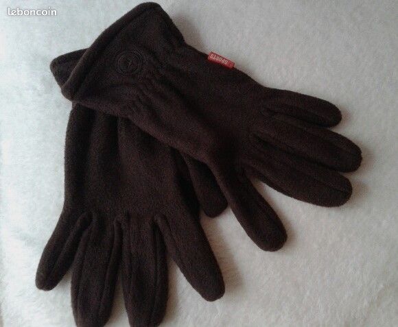 Ensemble gants, bonnet, écharpe - 4 sports (image 2)