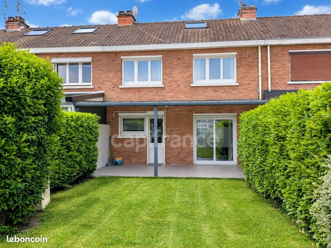 Maison 5 pièces 90 m² · à Neuville-en-Ferrain · 90 m² · 260 000 €