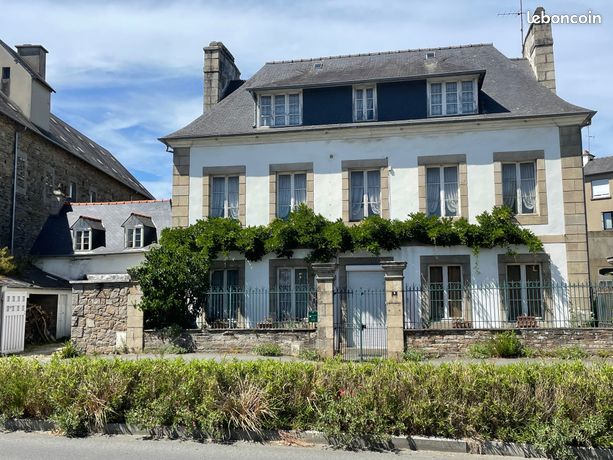 Propriété 10 pièces 256 m²