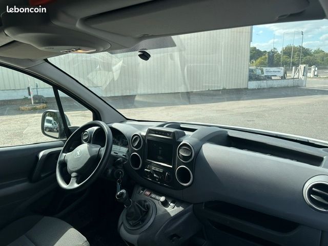 Peugeot PARTNER L1 1.6 VTI 98CH PREMIUM PACK DISTRIBUTION NEUVE (image 7)