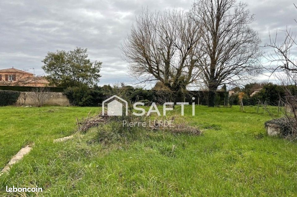 Terrain 1000 m² · à Montauban · 75 000 €