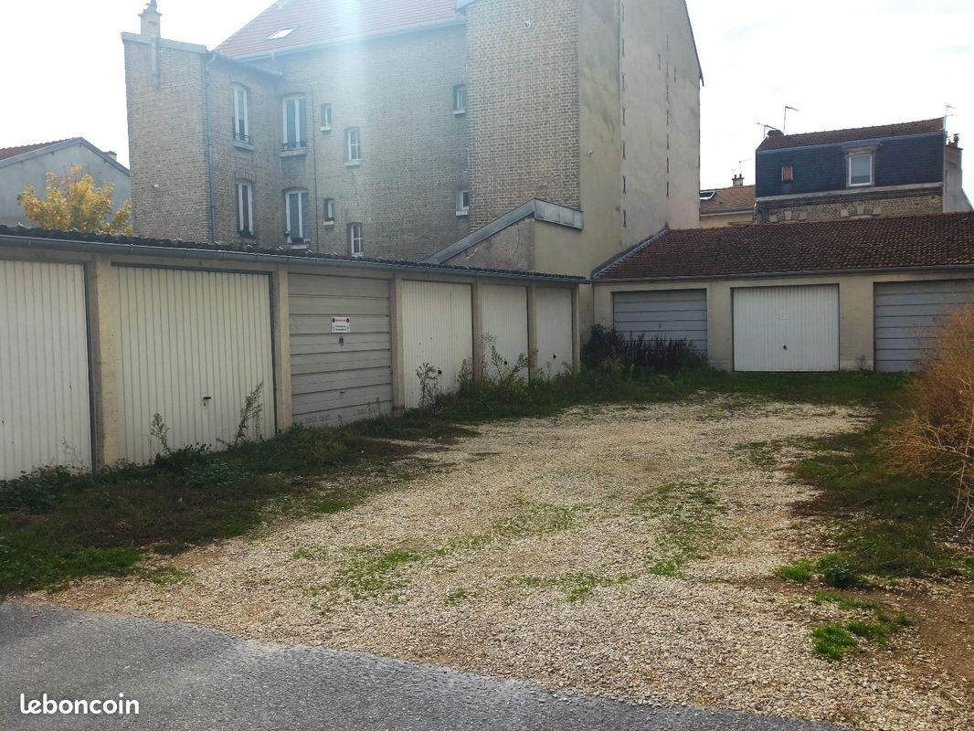 Parking 8 m² · à Reims · 8 m² · 77 €/mois