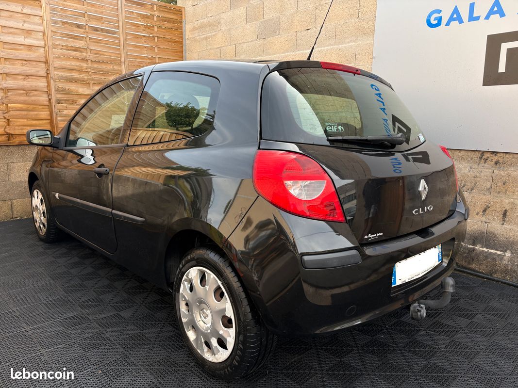 RENAULT Clio III 1.5 dCi (4cv) Expression CT:OK GARANTIE 6 mois (image 2)