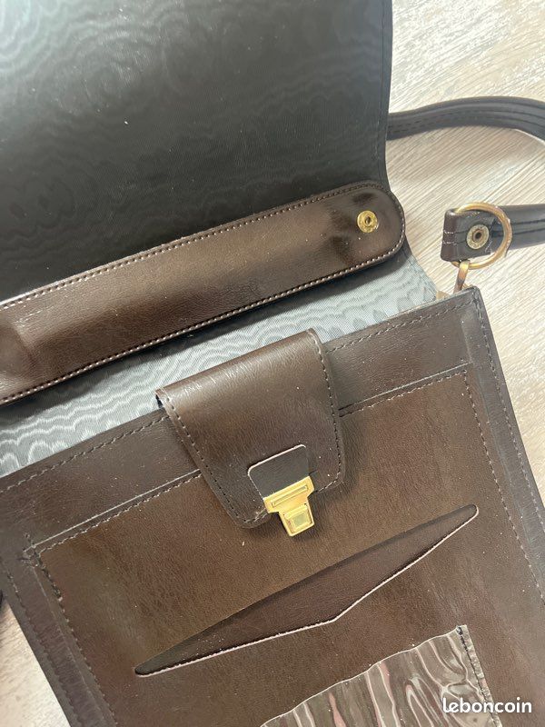 Sac pochette avec sangle vintage marron (image 12)