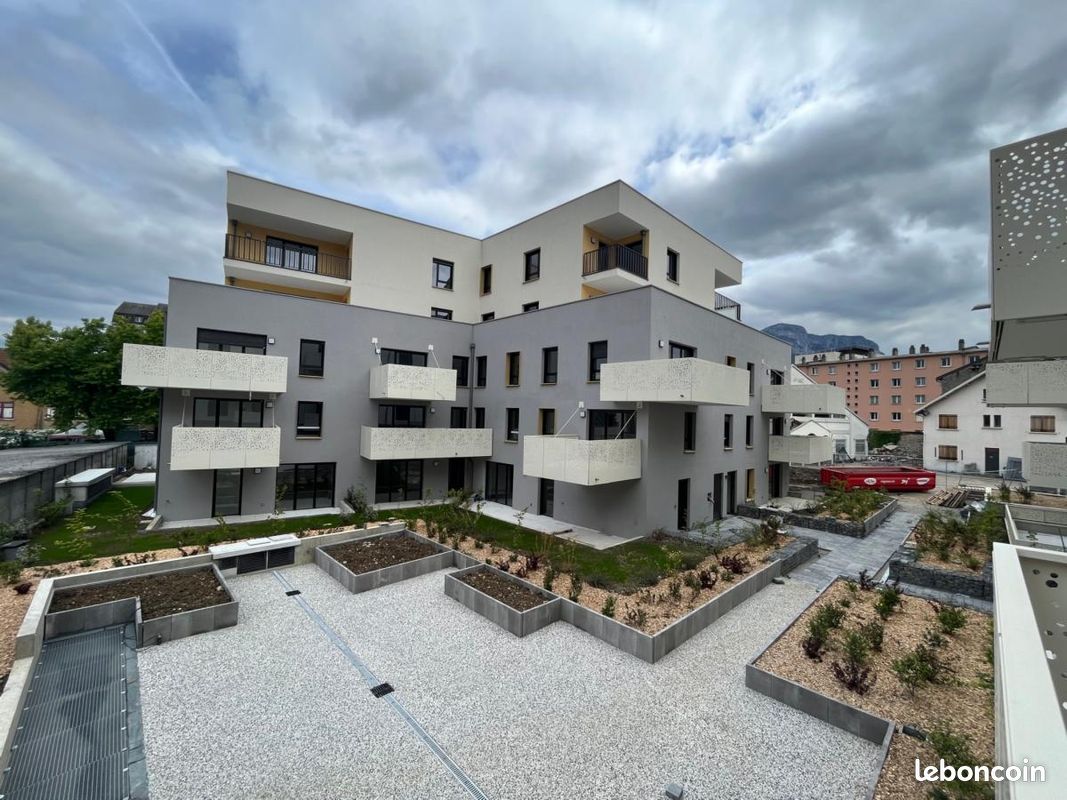 Appartement 3 pièces 59 m² · à Chambéry · 59 m² · 805 €/mois