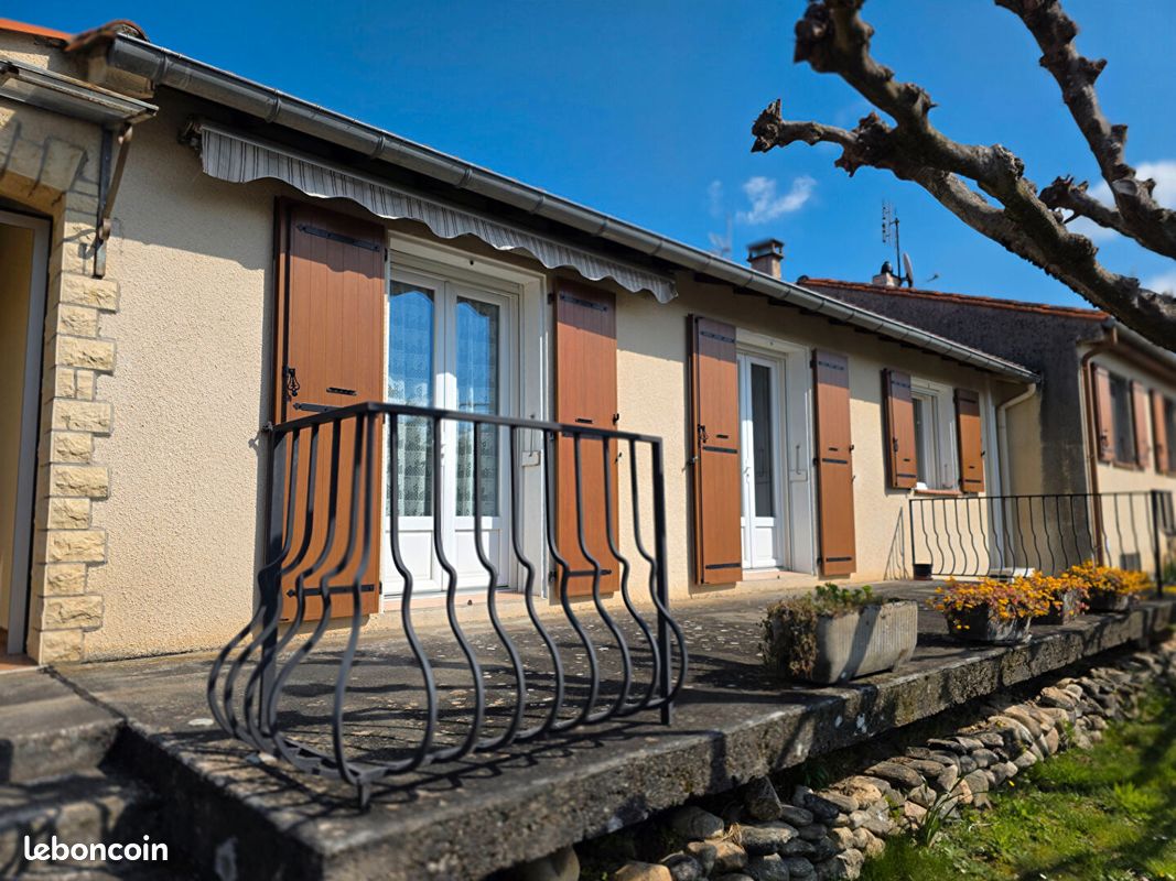 Maison 4 pièces 94 m² · à Aussillon · 94 m² · 145 000 €