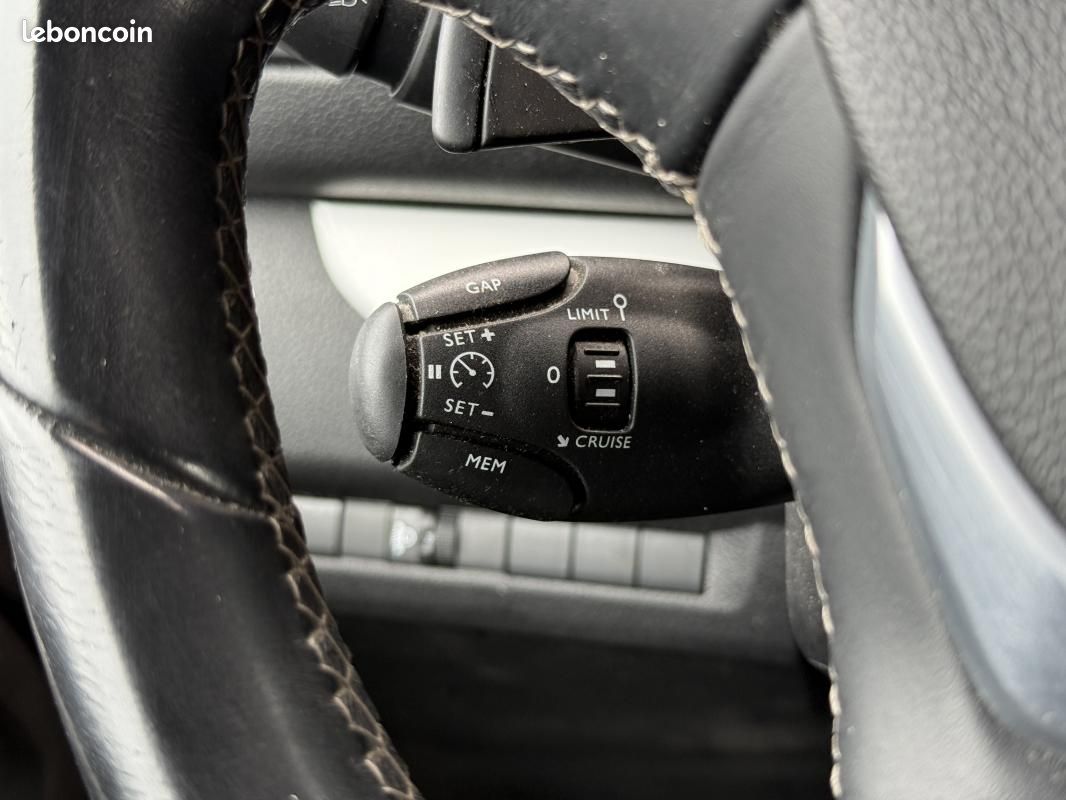 Peugeot Expert 2.0 CABINE APPROFONDIE BLUEHDI 180 S&S EAT8 PACK PREMIUM CONNECT (image 12)