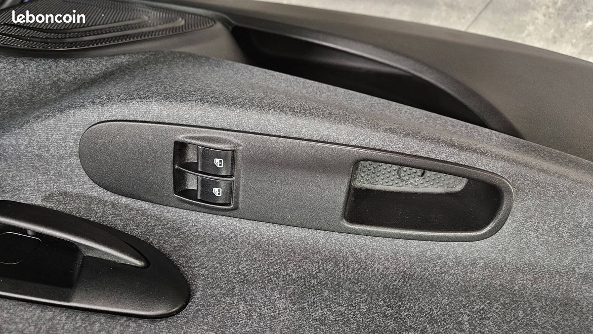 LANCIA Ypsilon 0.9 TwinAir 85 ch Stop&Start Elefantino 2014 (image 19)