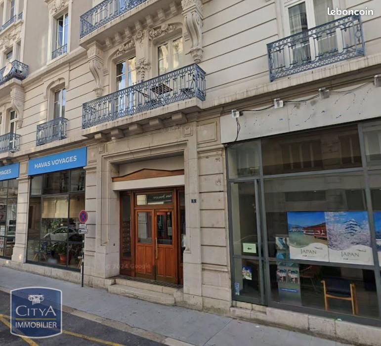 Appartement 1 pièce 17 m² · à Grenoble · 17 m² · 620 €