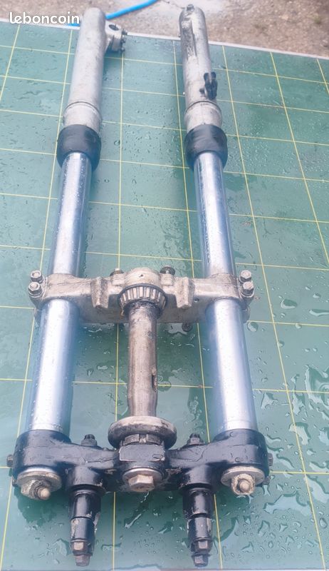 Fourche complete yamaha 600 xt (image 1)