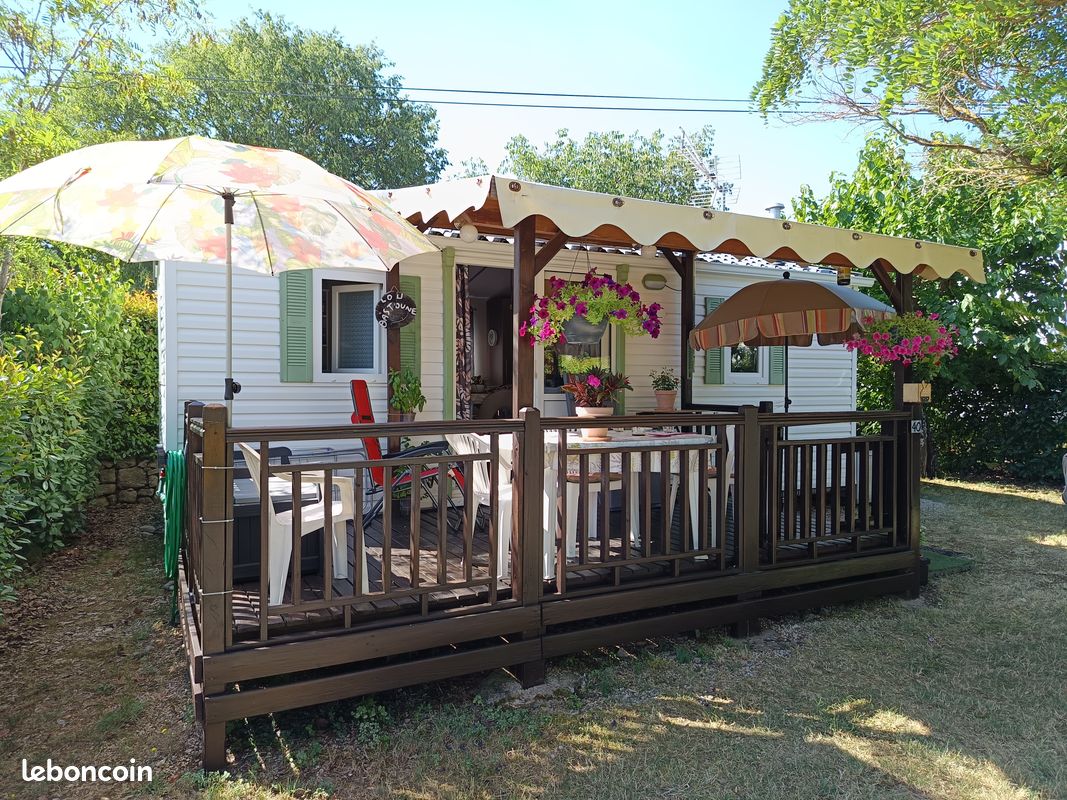 Local commercial 3 pièces 30 m² · à Balazuc · 30 m² · 21 000 €
