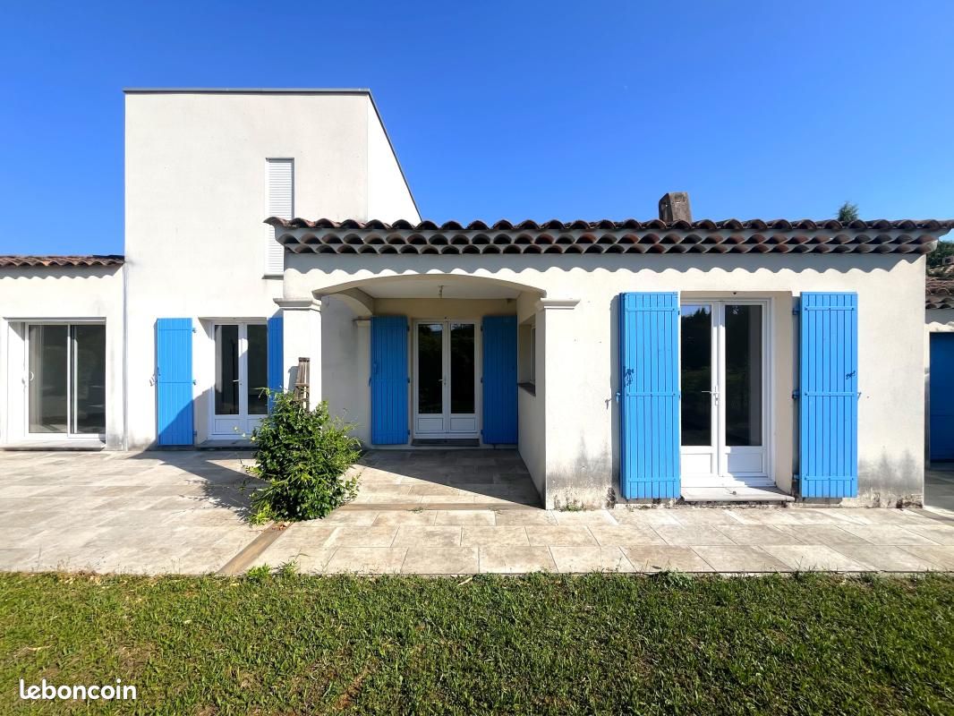 Maison 4 pièces 102 m² · à Pierrevert · 102 m² · 1 350 €/mois