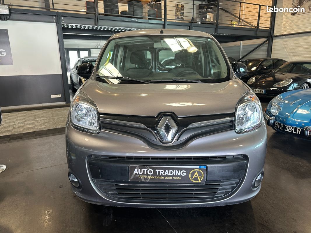 RENAULT KANGOO EXPRESS BLUE DCI 95 tpmr rampe - pour fauteuil roulant - 11/2020 - doubles porte lateral (image 2)
