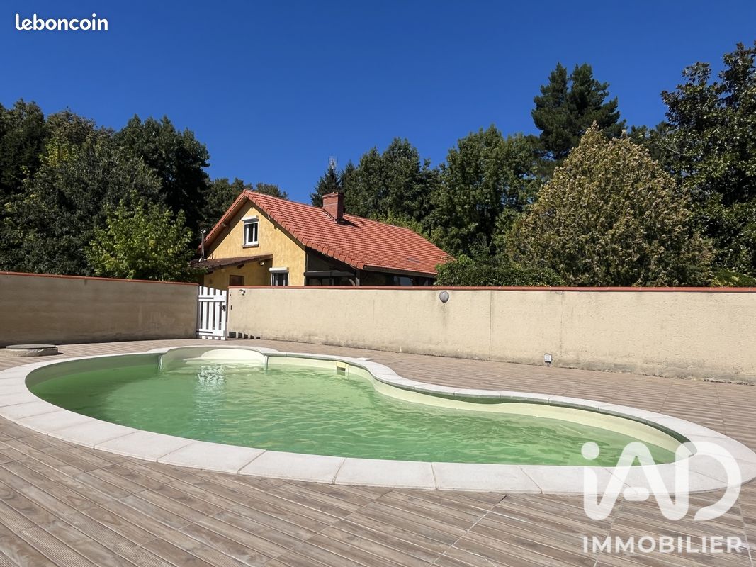 Maison 8 pièces 183 m² · à Herré · 183 m² · 239 000 €