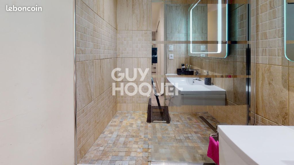 Appartement 3 pièces 61 m² · à Mulhouse · 61 m² · 70 000 €