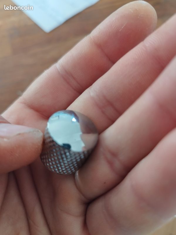 4 boutons en métal chrome neufs pour guitare 🎸 (image 2)