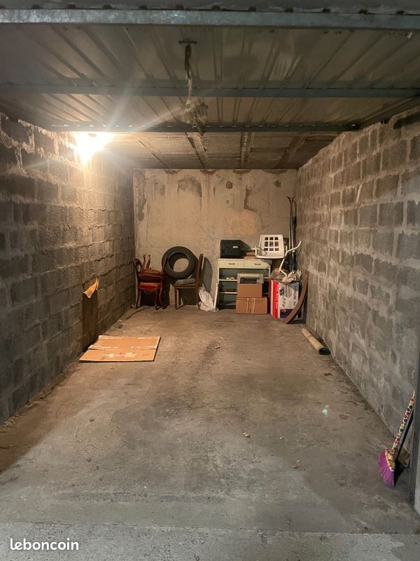 Parking 15 m² · à Annecy · 15 m² · 60 000 €