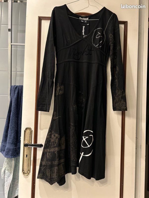 Robe Desigual avec étiquette (image 1)