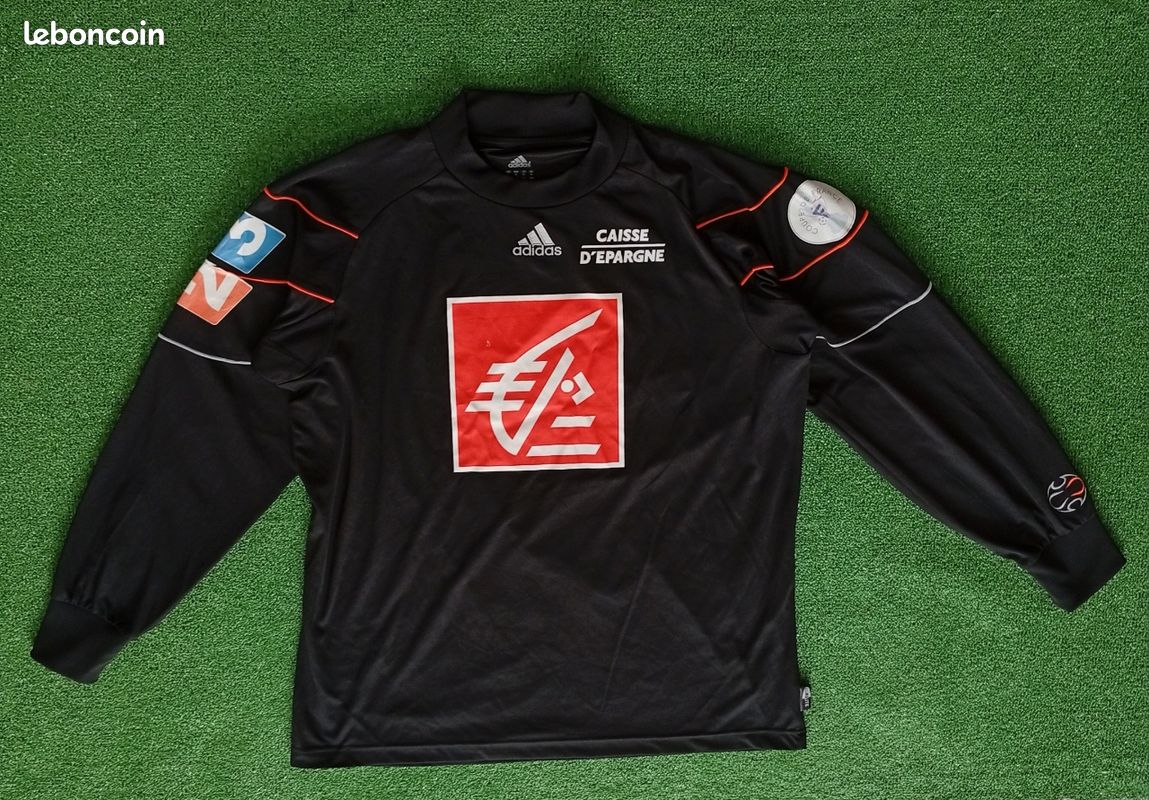 Maillots De Foot Vintage / Rétro - The Football Market - Maillot Foot Retro Coupe De France Gardien N16 Annees 2000 Adidas Aisselle A 65cm Epaule Poignet Maillots Vintage The Football Market 818 Maillots De Foot Vintage / Rétro - The Football Market - Maillot Foot Retro Coupe De France Gardien N16 Annees 2000 Adidas Aisselle A 65cm Epaule Poignet Maillots Vintage The Football Market 818