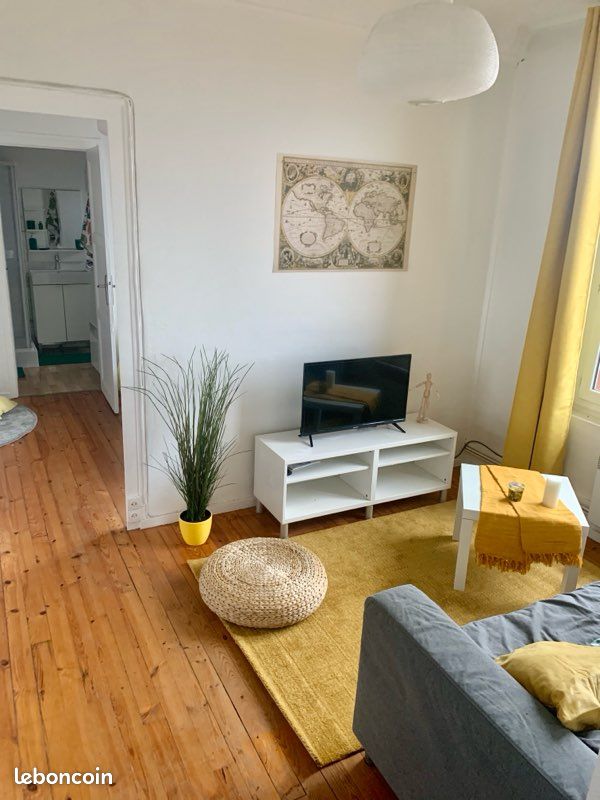 Appartement 2 pièces 42 m² · à Saint-Étienne · 42 m² · 330 €/mois