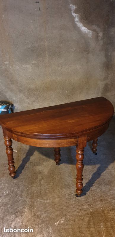 Belle table de campagne bois bet état pliante en deux possible montée sur roulettes anciennesn deux (image 2)