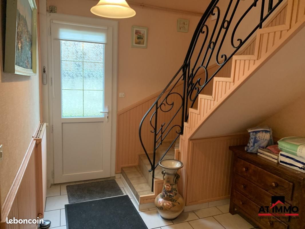 Maison 6 pièces 126 m² - Voeuil-et-Giget 16400 (image principale 4)