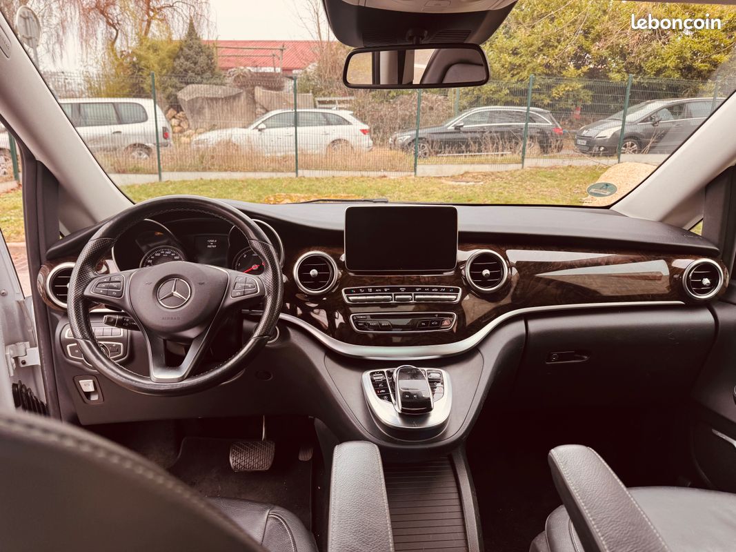 Mercedes classe v ii long 250 d avantgarde 9g-tronic 2 toits ouvrants burgmester equipé pmr amovible si necessaire 990 euros sans apport (image 18)