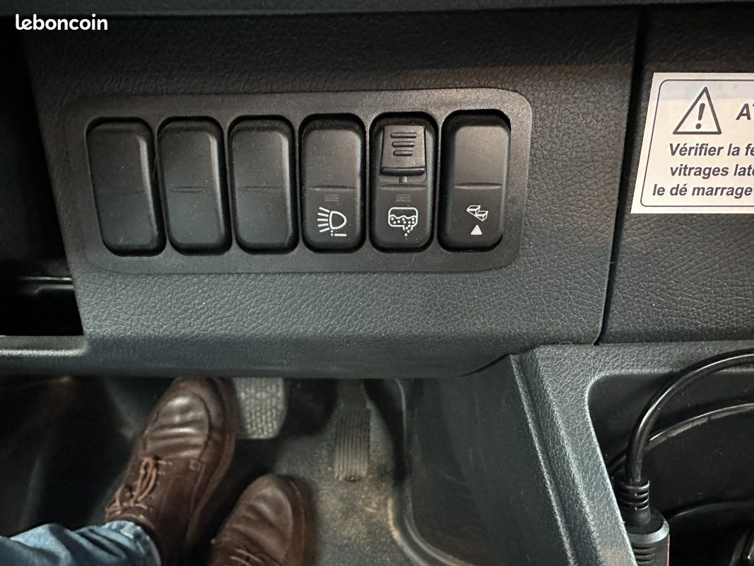 Hymer mlt-570 crossover 4x4 mercedes 190 cv 2023 (image 9)
