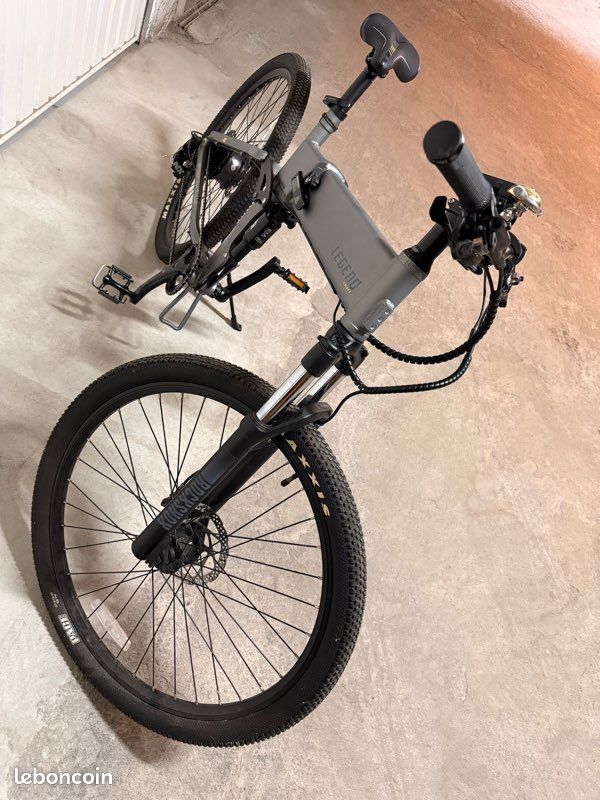 LEGEND EBIKES Etna – VTT électrique Pliable 27,5″ – Batterie 36V 14Ah, 250W, 11 Vitesses, Freins Hydrauliques, Noir