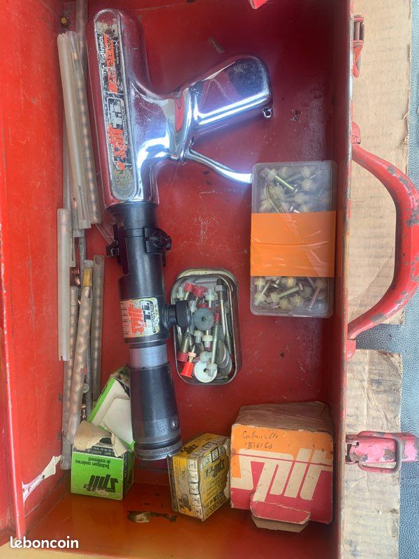 Cloueuse, pistolet, Spit TI (image 2)