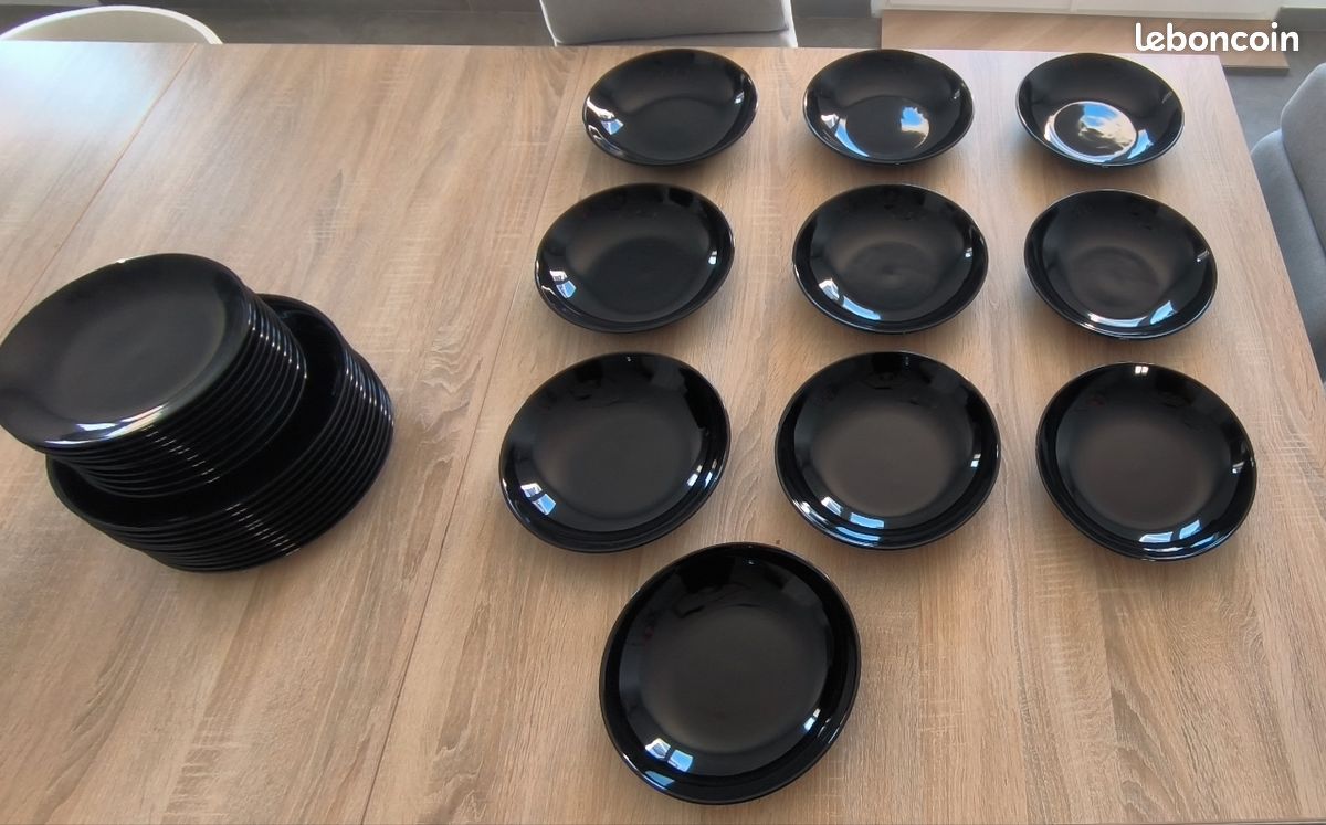 Lot vaisselle IKEA noir (image 6)