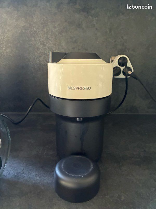 Machine café Nespresso Vertuo Next finition premium (image 1)