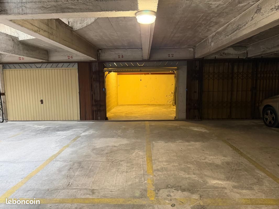 Garage Nice · 140 000 €