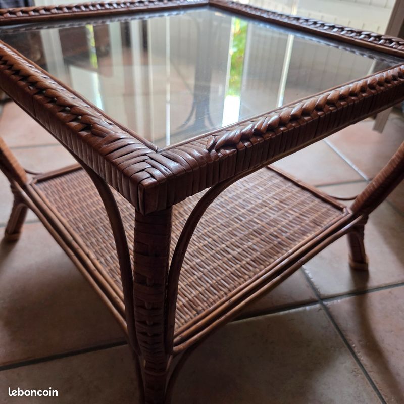 Petite Table verre et osier (image 2)
