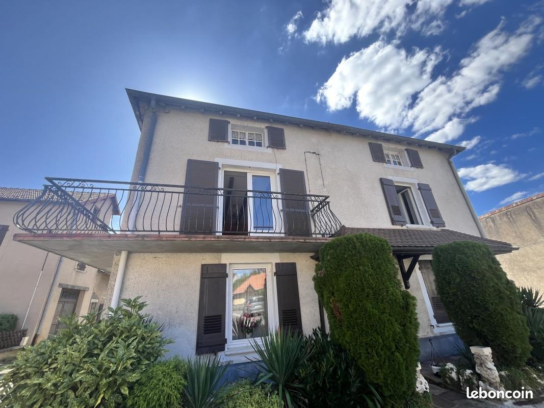 Maison 7 pièces 108 m² · à Port-sur-Saône · 108 m² · 106 000 €