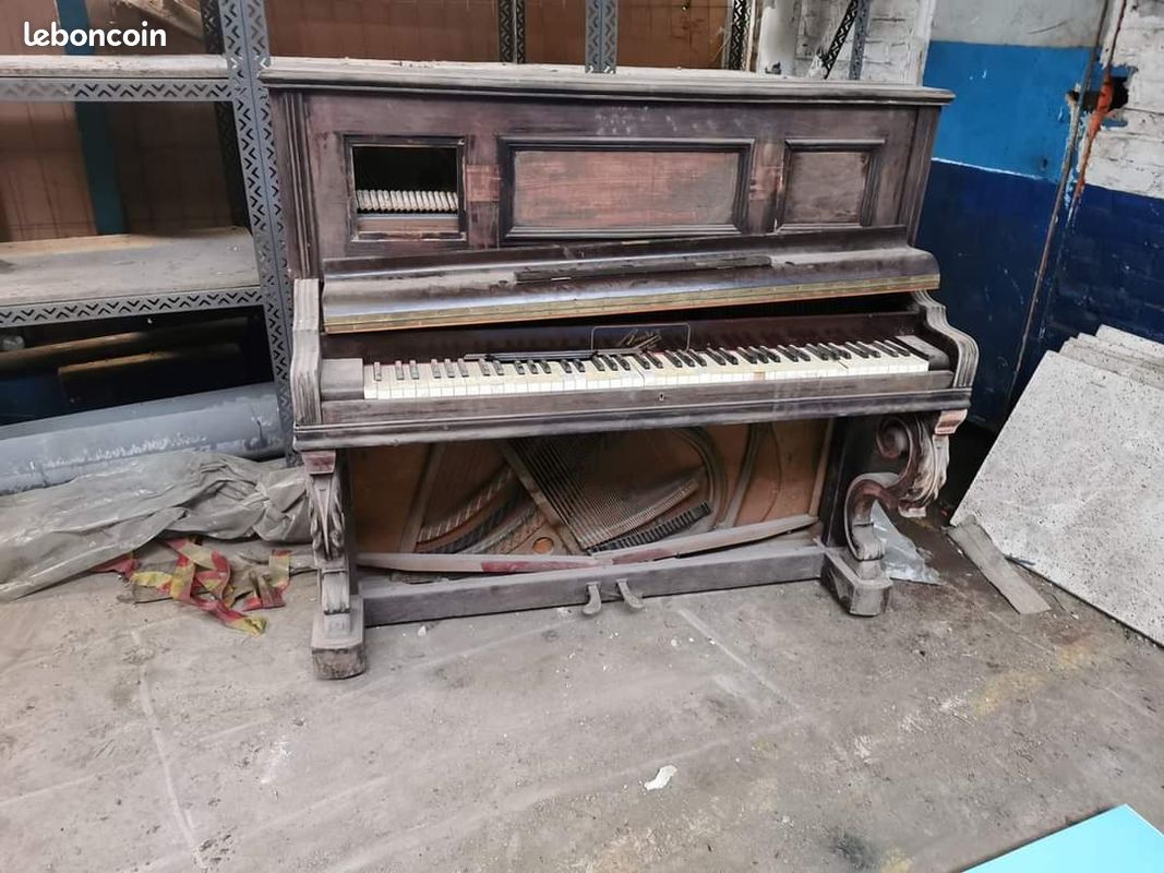 Ancien piano (image 1)