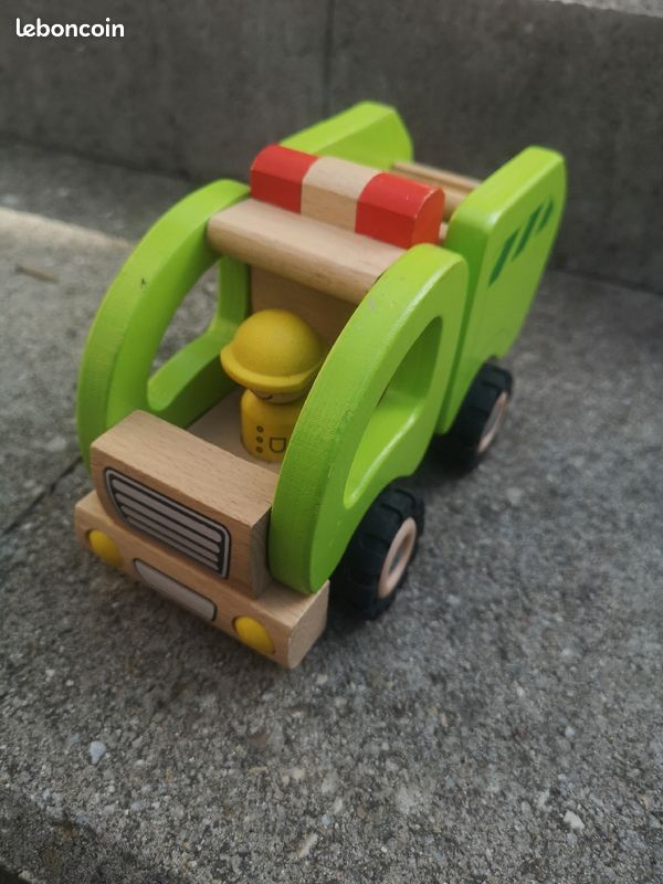 Camion benne en bois GOKI (image 1)