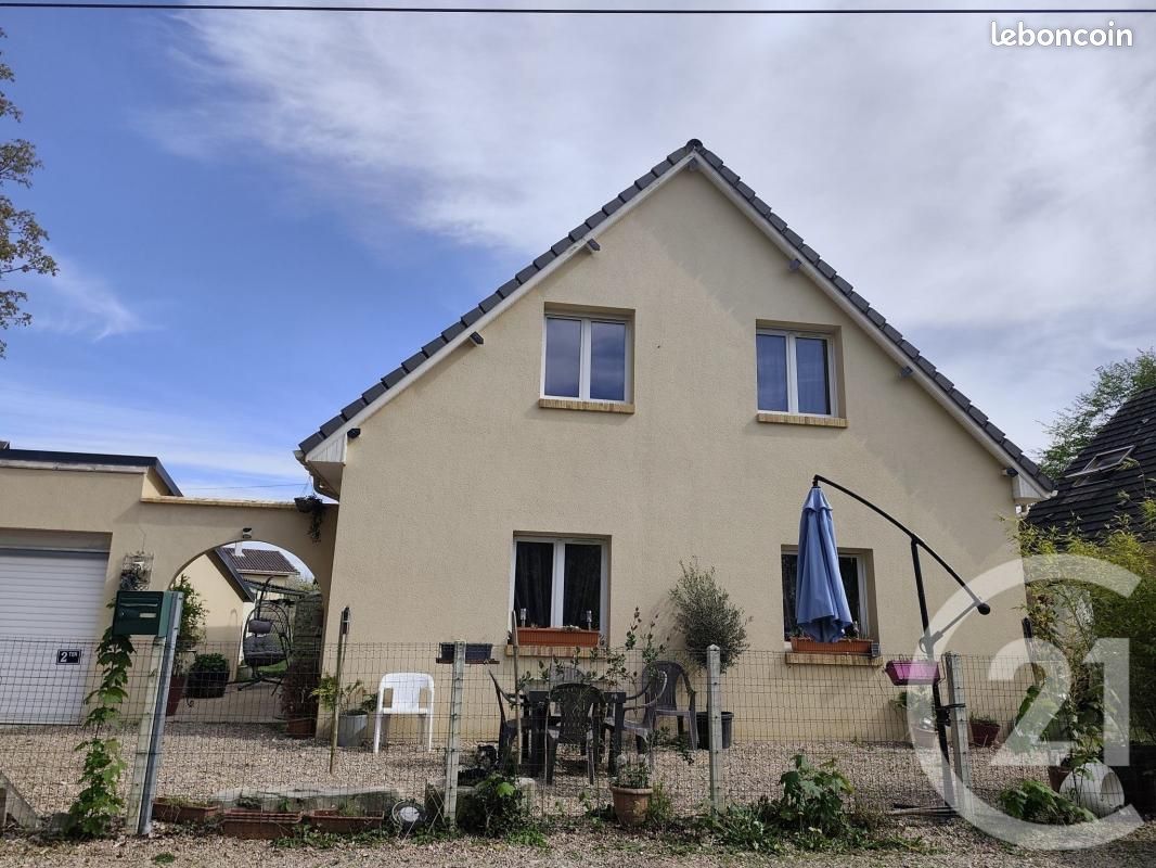 Maison 6 pièces 94 m² · à Nassandres sur Risle · 94 m² · 180 000 €