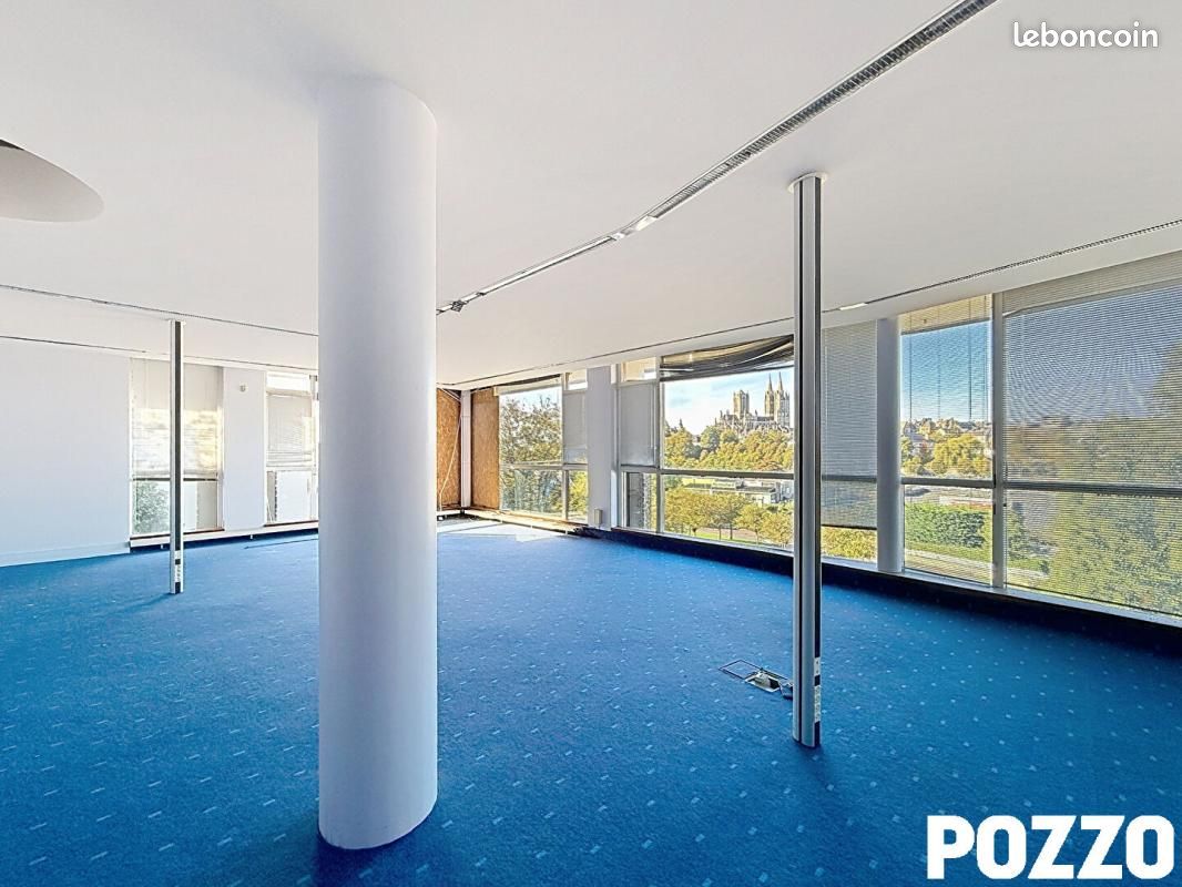 Immeuble 1210 m² · à Coutances · 1 210 m² · 787 000 €
